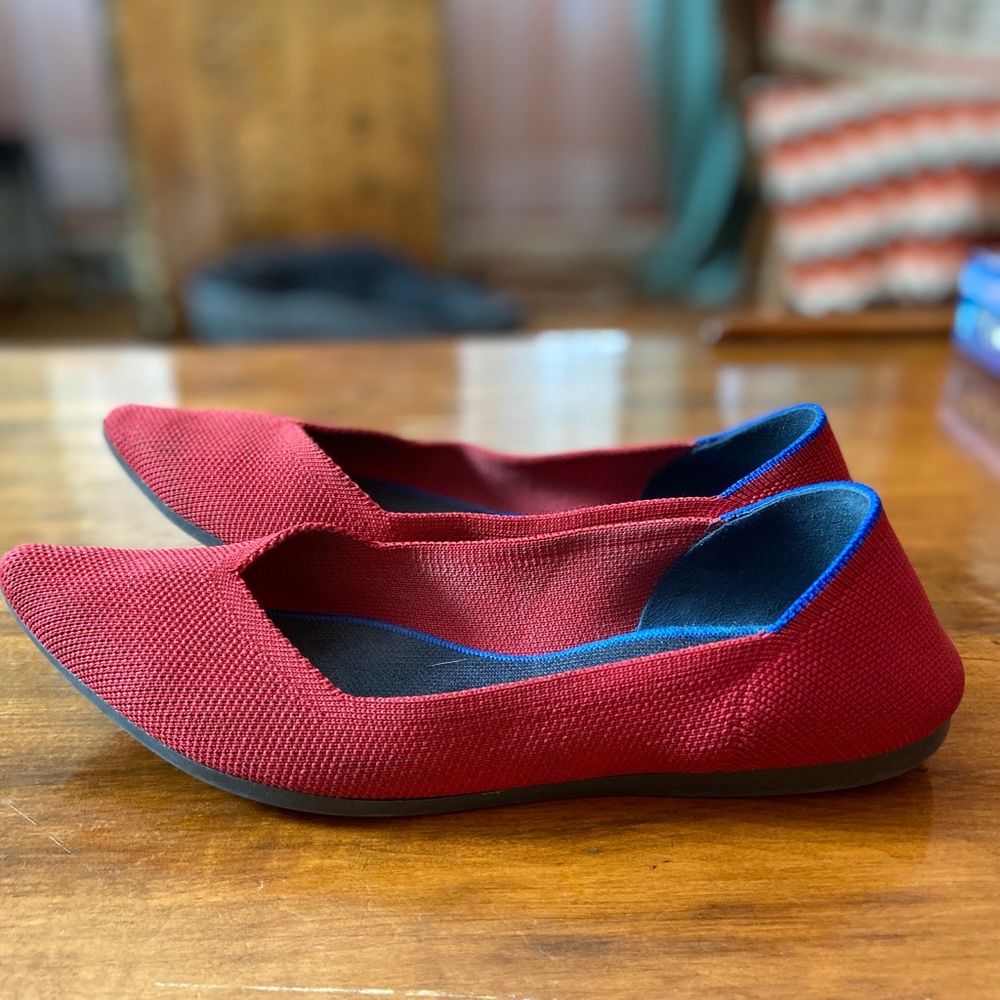Red ROTHY’s size 8